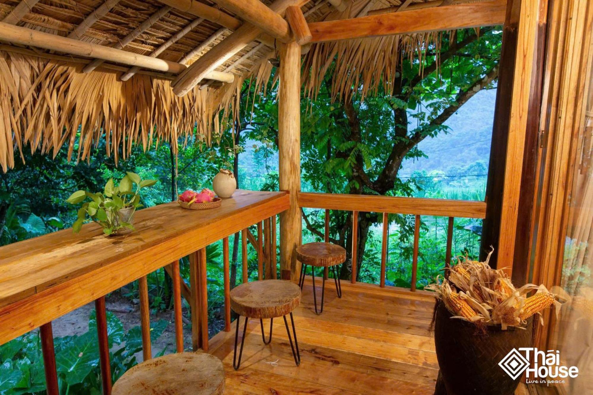 Thai House Pu Luong - Century Old Stilt House With Terrace Views Huong Ba Thuoc Buitenkant foto