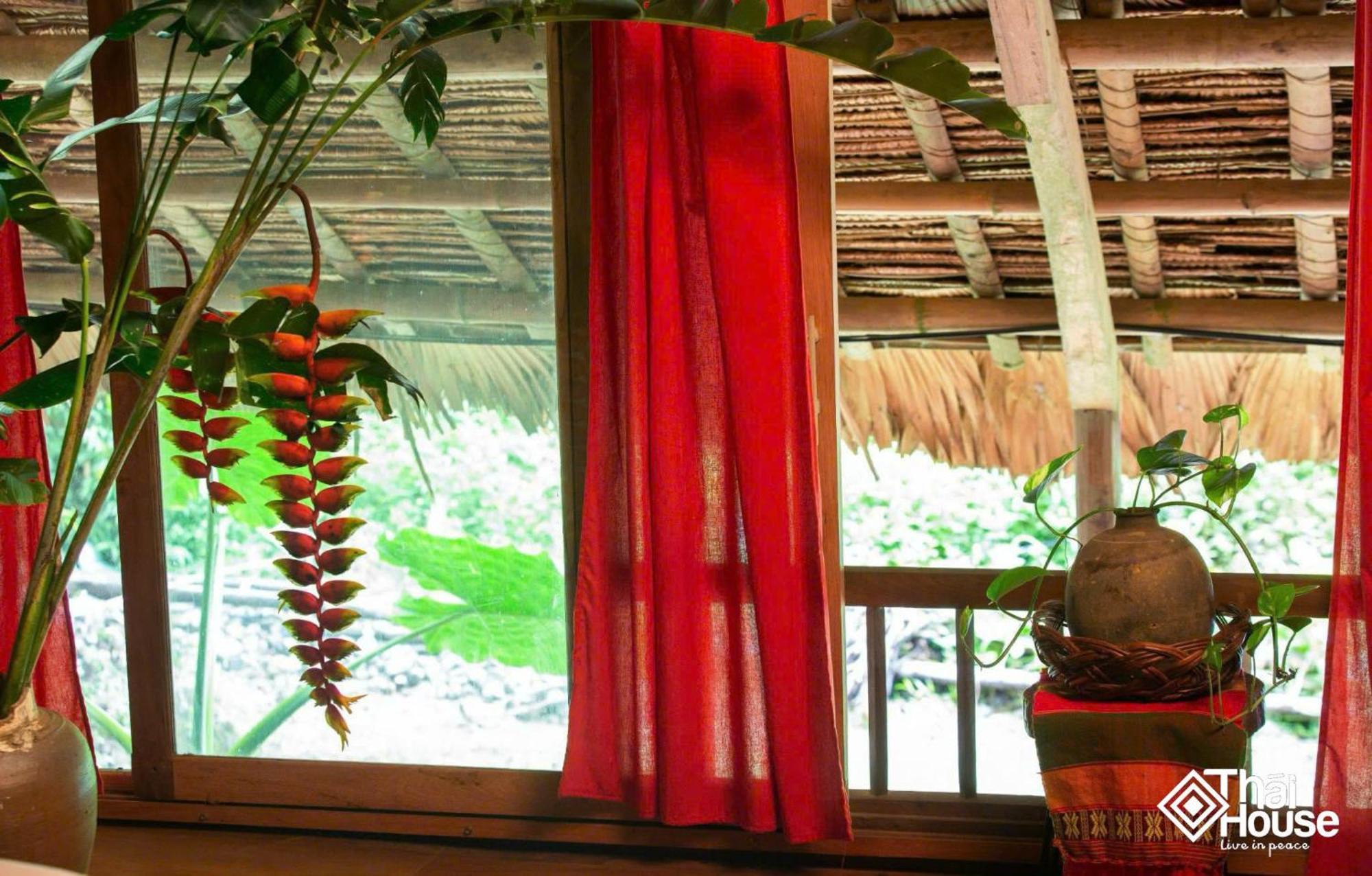 Thai House Pu Luong - Century Old Stilt House With Terrace Views Huong Ba Thuoc Buitenkant foto